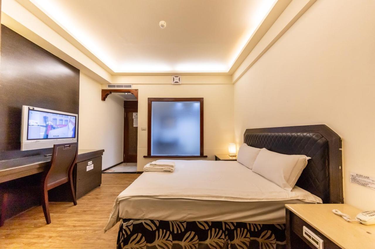 I Hi Sanduo Travel Hotel Каосюн Екстериор снимка