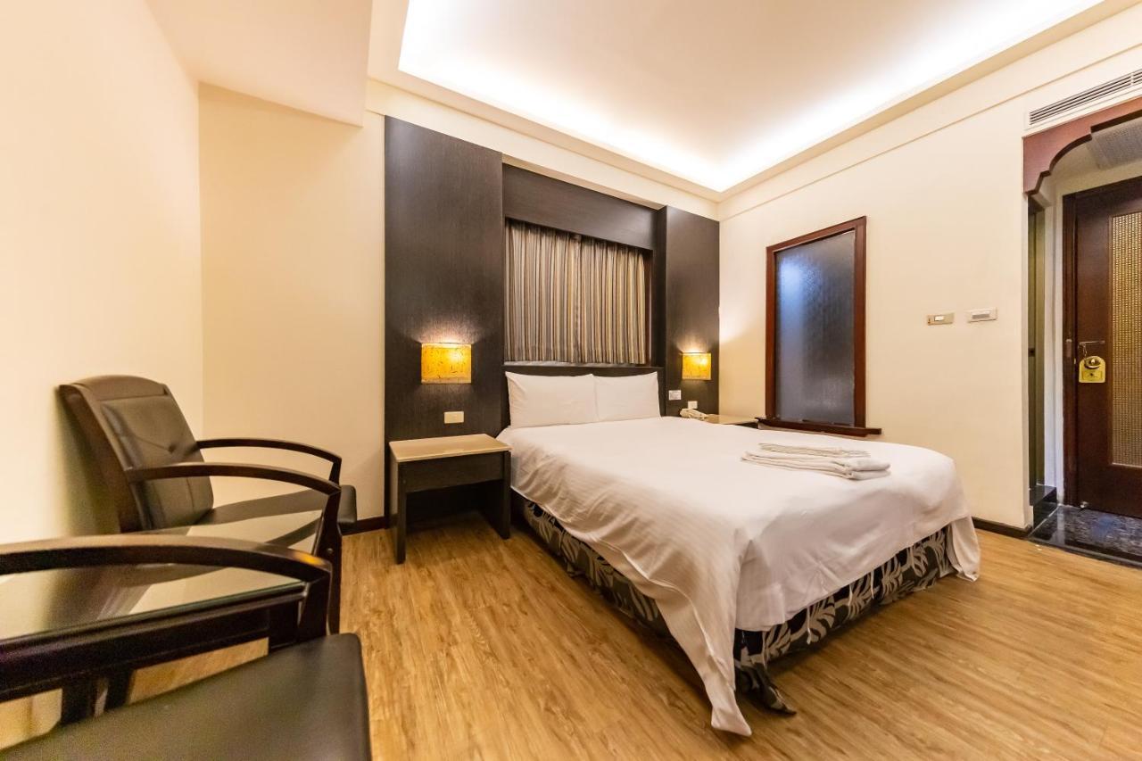 I Hi Sanduo Travel Hotel Каосюн Екстериор снимка